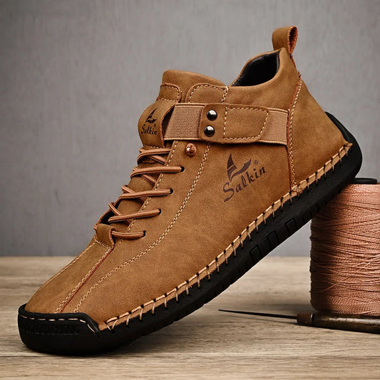 Entdecken Sie die neuen handgefertigten Leder Casual Schuhe für Herren – atmungsaktive und stilvolle Sneakers für jeden Anlass!