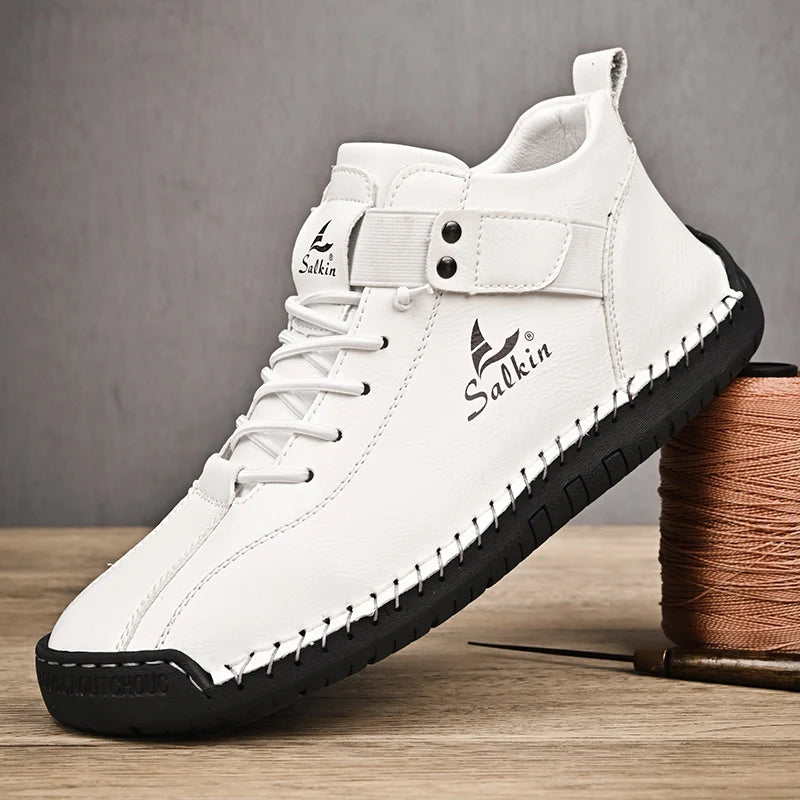 Entdecken Sie die neuen handgefertigten Leder Casual Schuhe für Herren – atmungsaktive und stilvolle Sneakers für jeden Anlass!